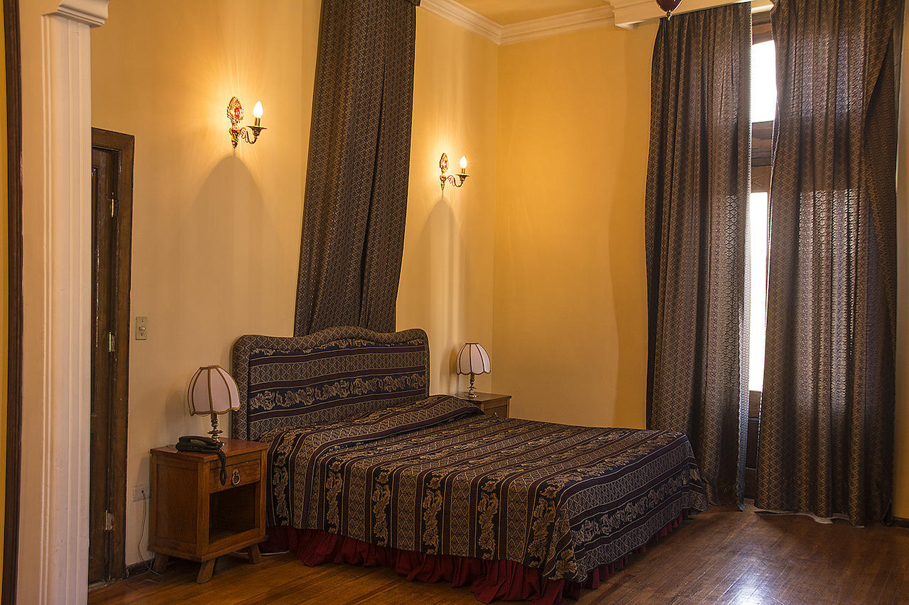 Hotel Roma Дуранґ Номер фото